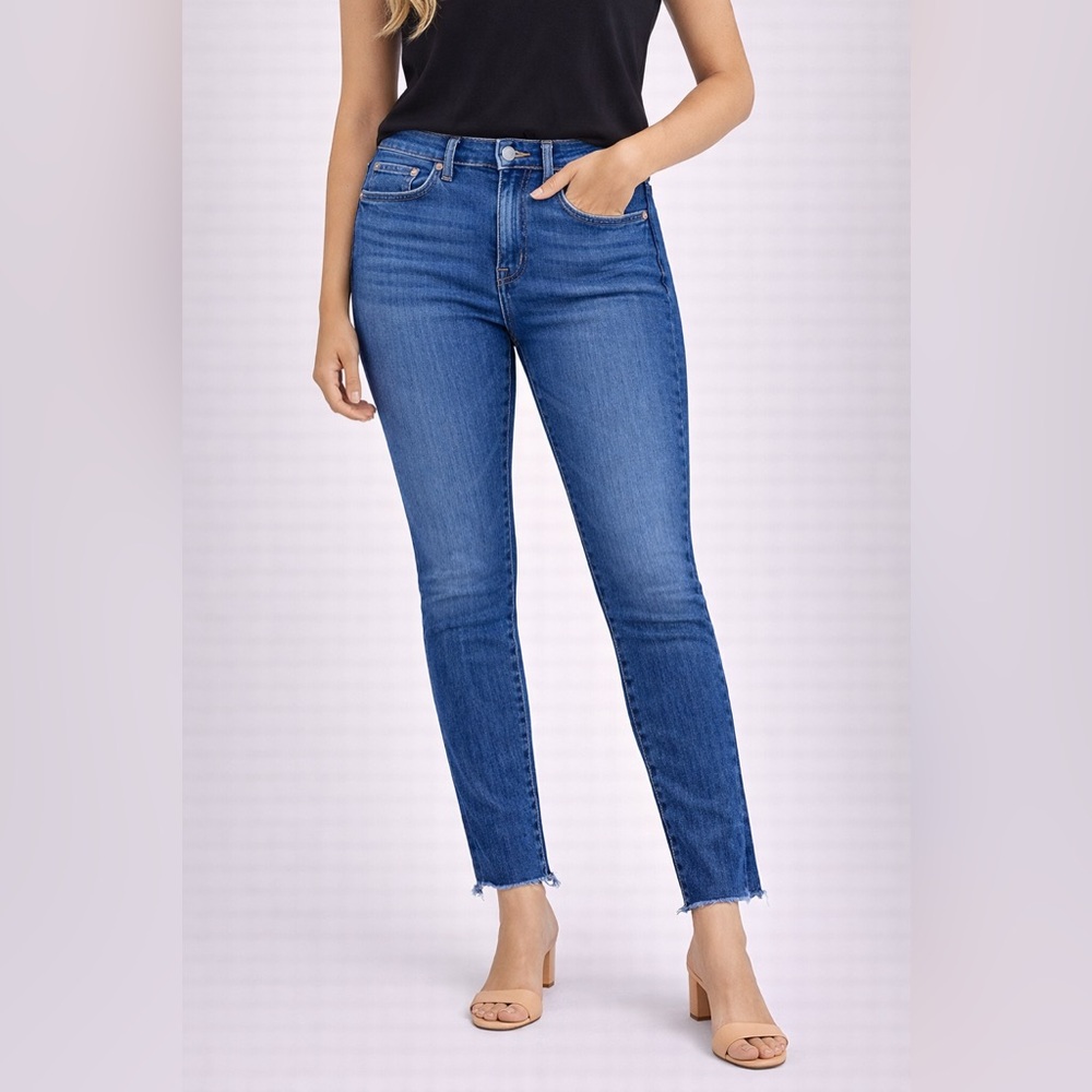 EUC Levi’s Wedgie Skinny Fit Jeans‎